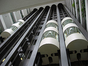 Двухэтажные лифты